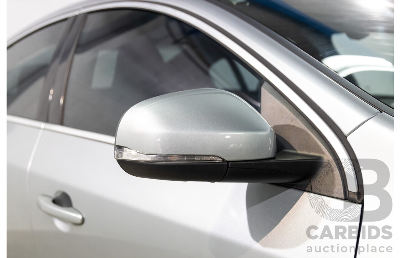 9/2015 Volvo S60 T5 R-Design F MY16 4d Sedan Electric Silver Metallic Turbo 2.0L