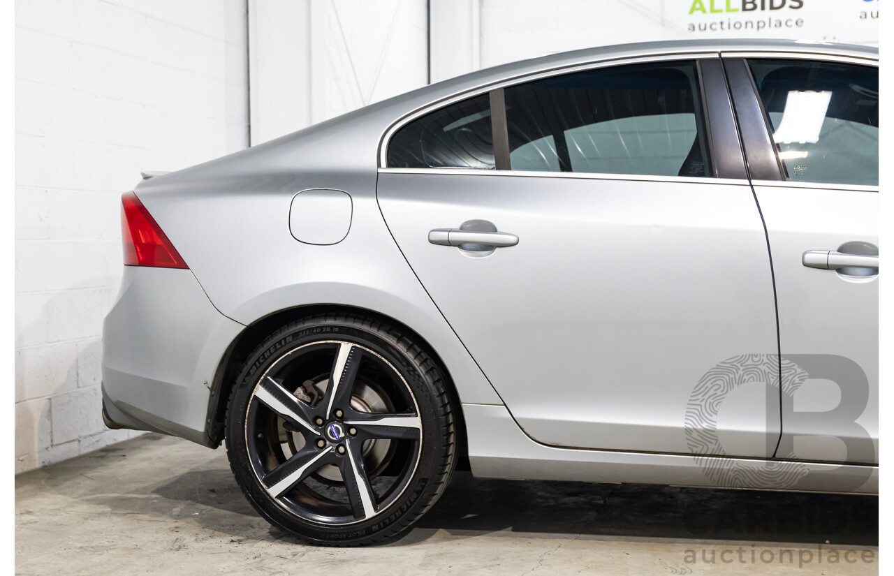 9/2015 Volvo S60 T5 R-Design F MY16 4d Sedan Electric Silver Metallic Turbo 2.0L