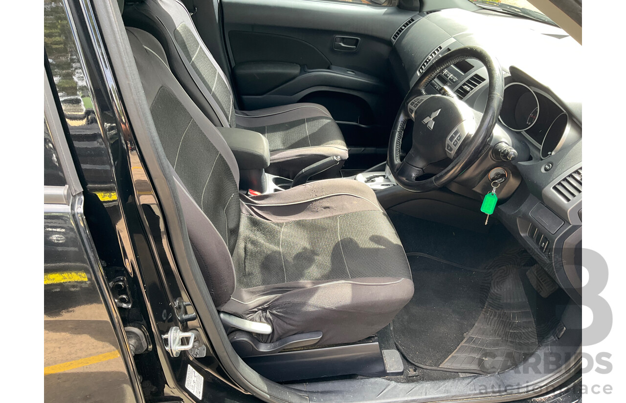 9/2010 Mitsubishi Outlander LS ZH MY11 4d Wagon Black 2.4L