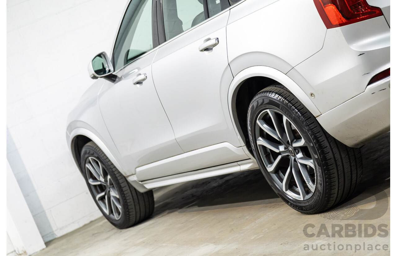 02/2018 Volvo XC90 D5 Momentum (AWD) 256 MY18 4d Wagon Bright Silver Metallic Turbo Diesel 2.0L