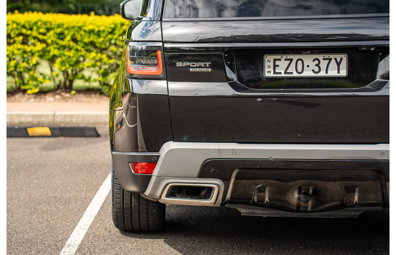 06/2018 Land Rover Range Rover Sport SDV6 SE (225kW AWD) LW MY18 4d Wagon Santorini Black Metallic Turbo Diesel V6 3.0L
