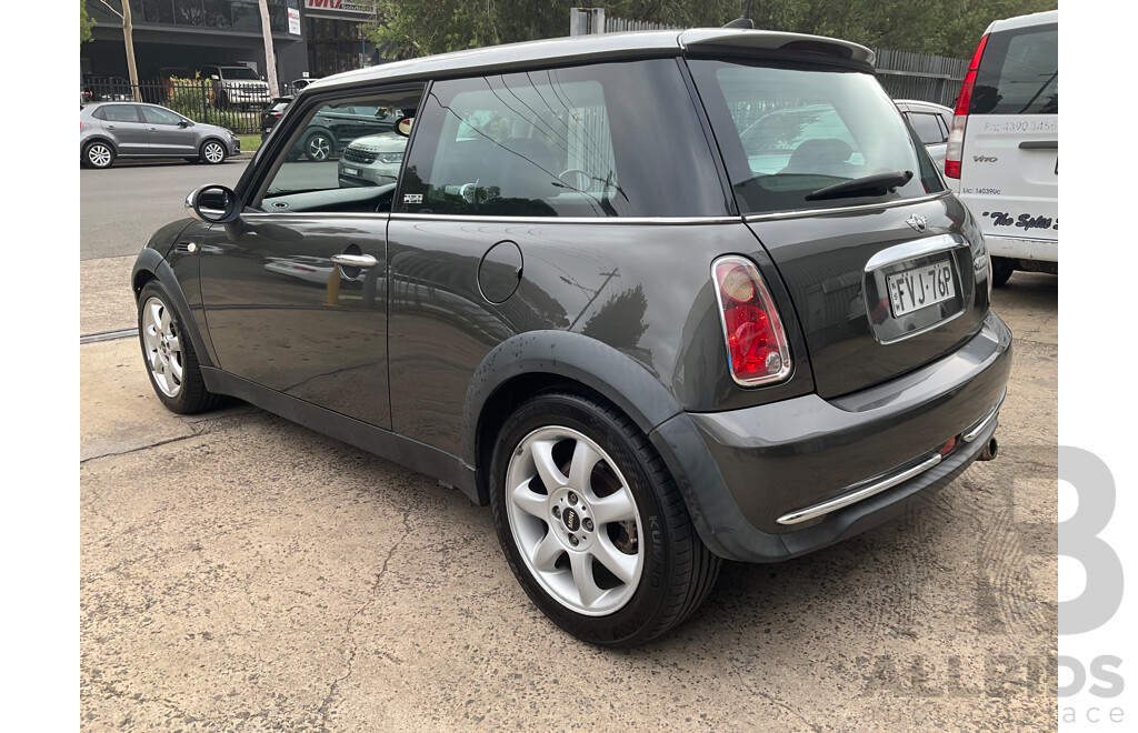 6/2006 Mini Cooper Park Lane R50 - Lot 1646475 | CARBIDS