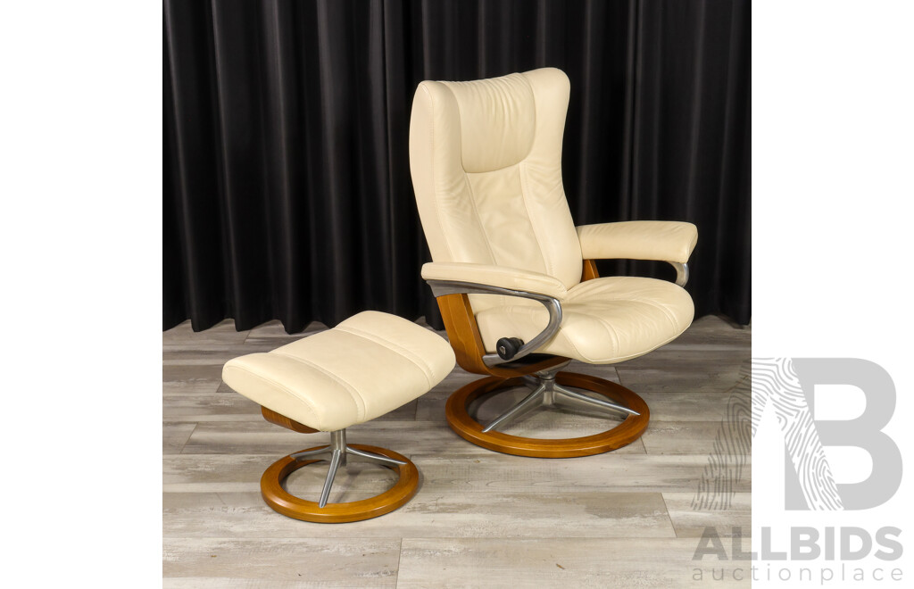 Stressless White Leather Recliner and Footstool by Ekornes, Norway