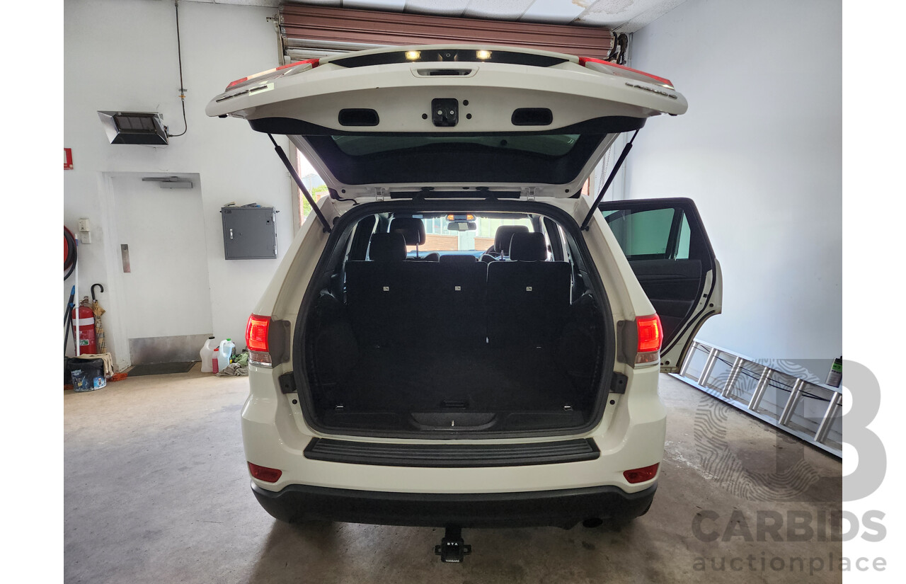 4/2015 Jeep Grand Cherokee Laredo (4x4) WK MY15 4d Wagon White 3.6L
