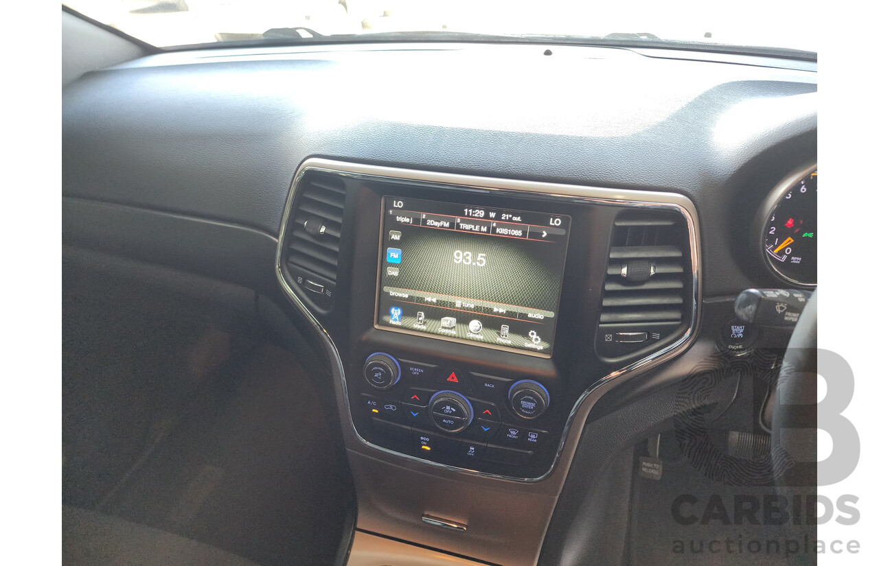 4/2015 Jeep Grand Cherokee Laredo (4x4) WK MY15 4d Wagon White 3.6L