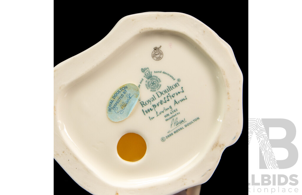 Royal Doulton Porcelain Figure Impressions in Loving Arms