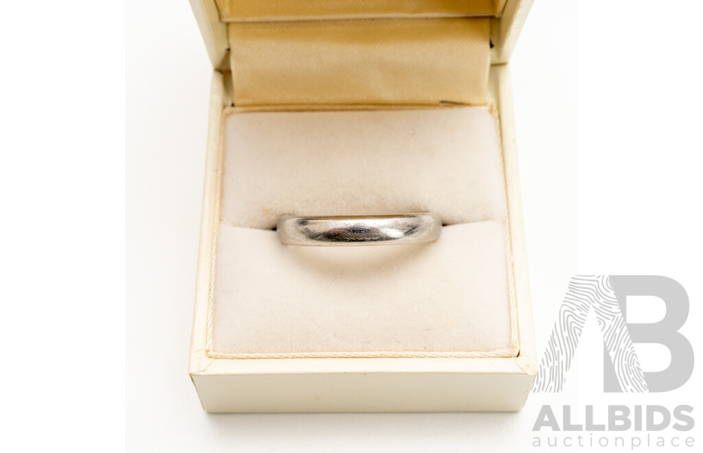 Men's 950 Platinum Wedder - Size S