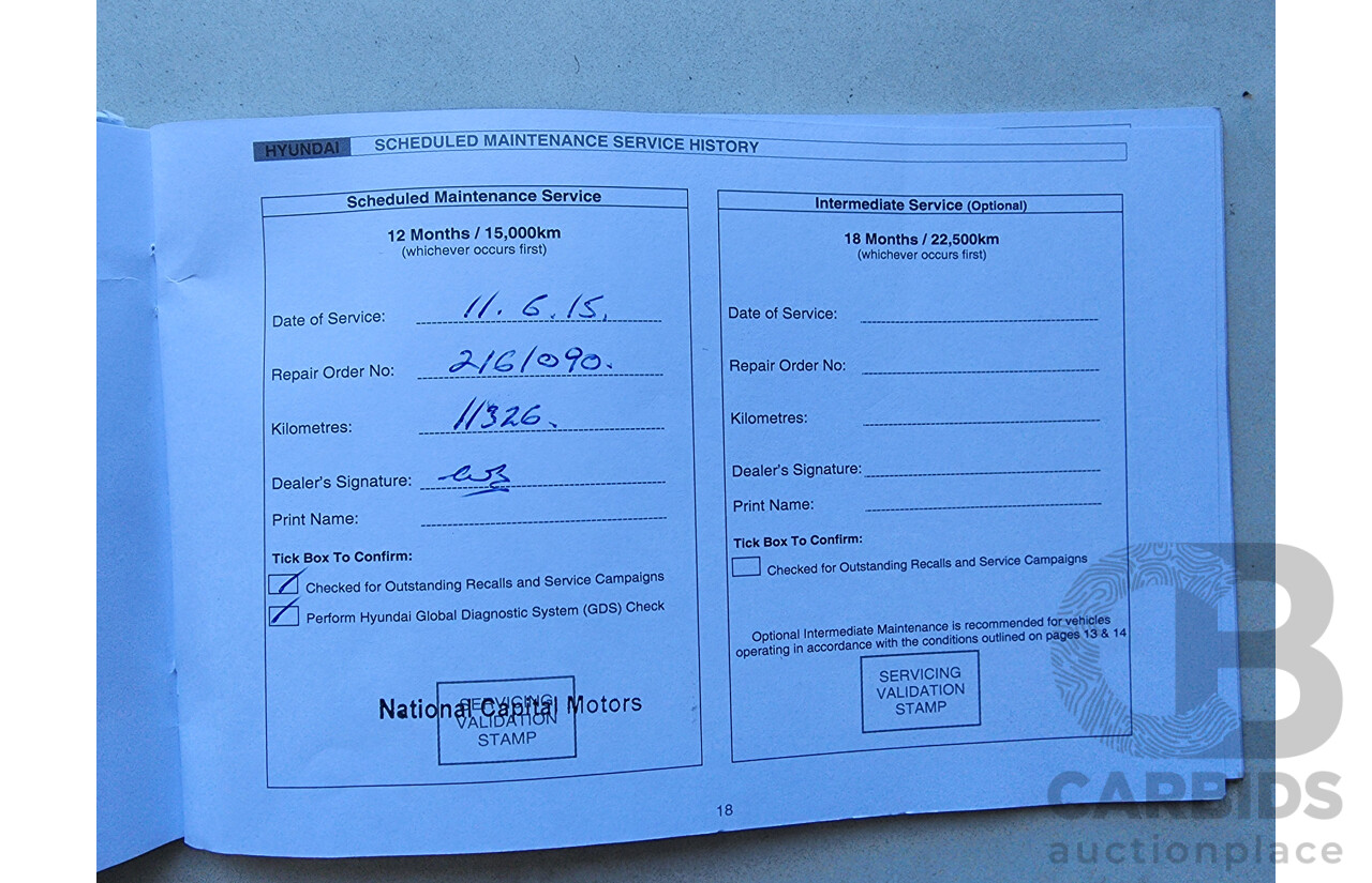 2/2014 Hyundai i30 Trophy GD MY14 5d Hatchback White 1.8L