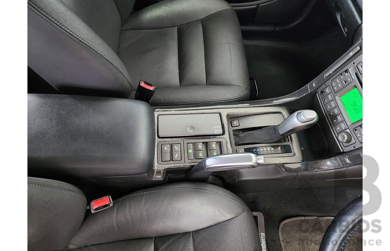 5/2006 Holden Adventra CX6 VZ MY06 4d Wagon Black 3.6L