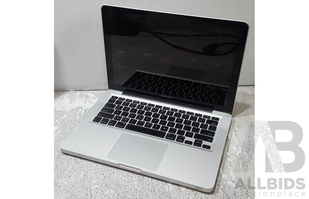 Apple (A1278) Intel Core 2 Duo (P8600) 2.40GHz 2-Core CPU 13-Inch MacBook (Mid-2010)
