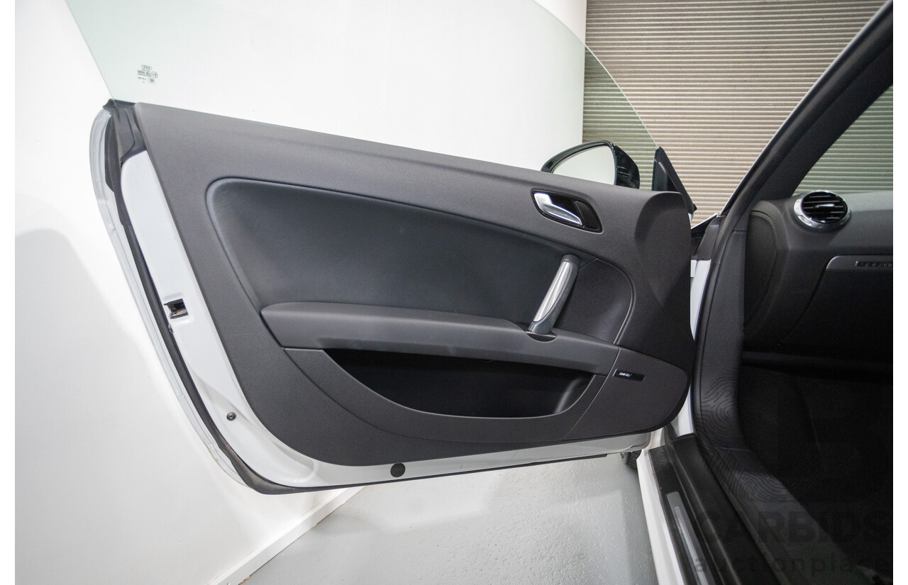 6/2014 Audi TT S-Line 2.0 TFSI Quattro (AWD) 8J MY14 2D Coupe Glacier White Turbo (155kw) 2.0L