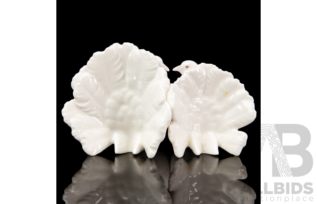 Couple of Doves by Antonio Ballester for Lladro