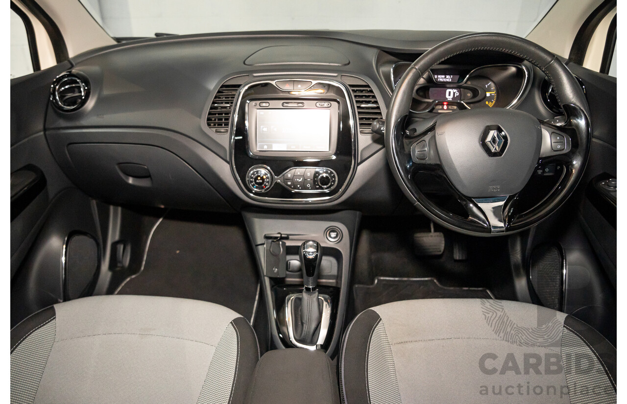 1/2015 Renault Captur Dynamique (FWD) J87 4d Wagon Ivory White / Black Roof Turbo 1.2L