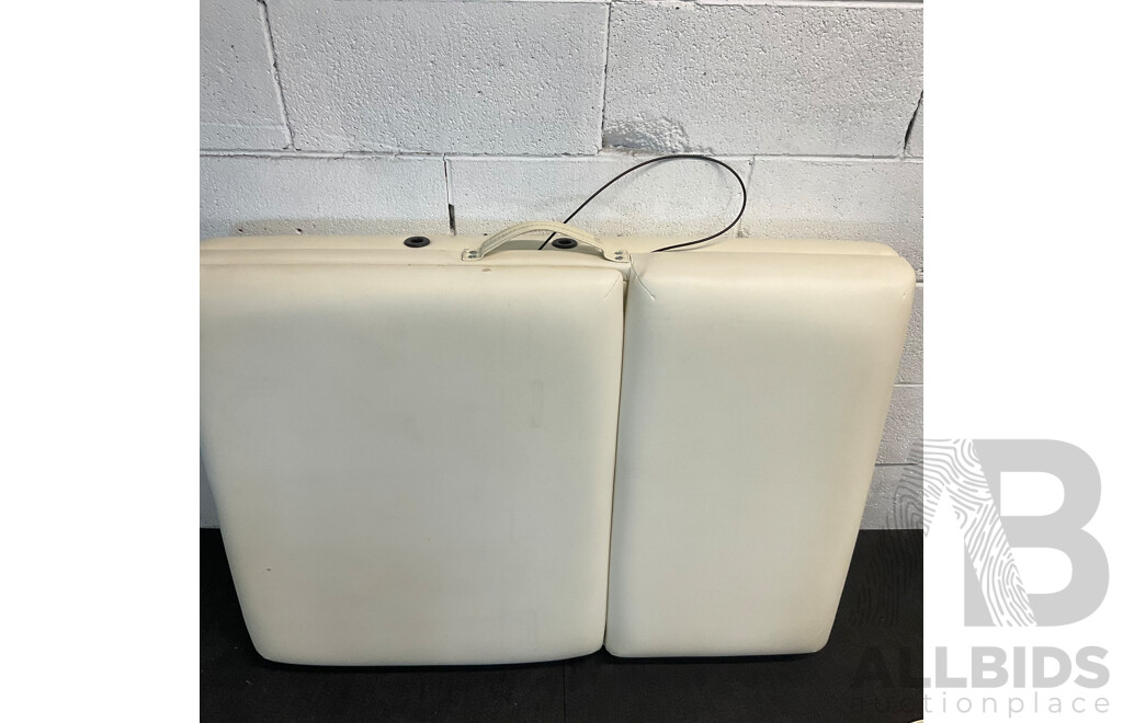 Crane Massage Table with Carry Bag
