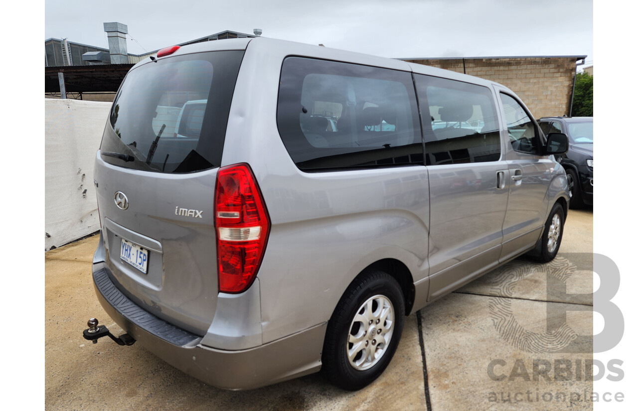 4/2012 Hyundai Imax TQ MY11 4d Wagon Grey 2.5L