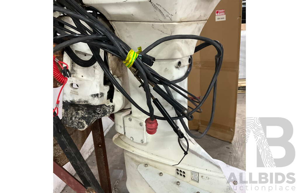 Johnson 70 Outboard Motor with Wheeled Stand