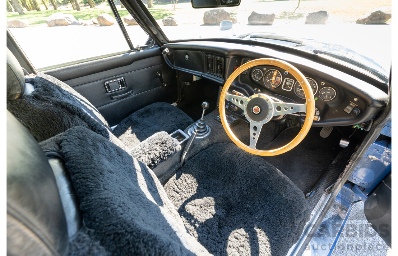 1/1968 M.G. MGB GT 2d Coupe Mineral Blue 1.8L