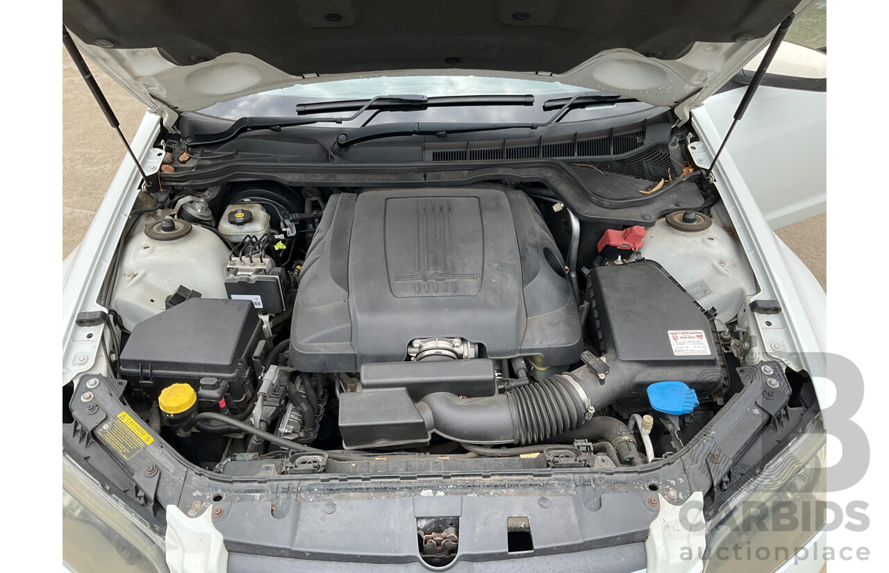 6/2010 Holden Commodore International VE MY10 4d Sedan Heron White V6 3.0L