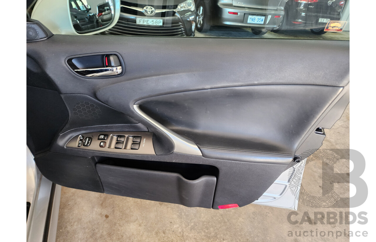 5/2006 Lexus Is250 Prestige GSE20R 4d Sedan Silver 2.5L