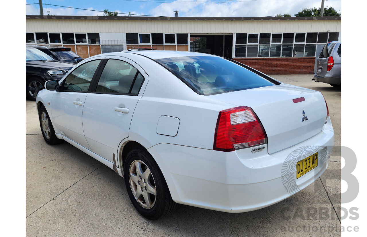 1/2007 Mitsubishi 380 ES DB SERIES II 4d Sedan White 3.8L
