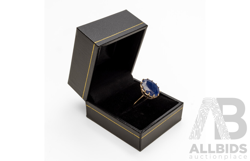 14ct Yellow Gold Natural Unheated, Untreated Sapphire Ring with Valuation - Size L.5