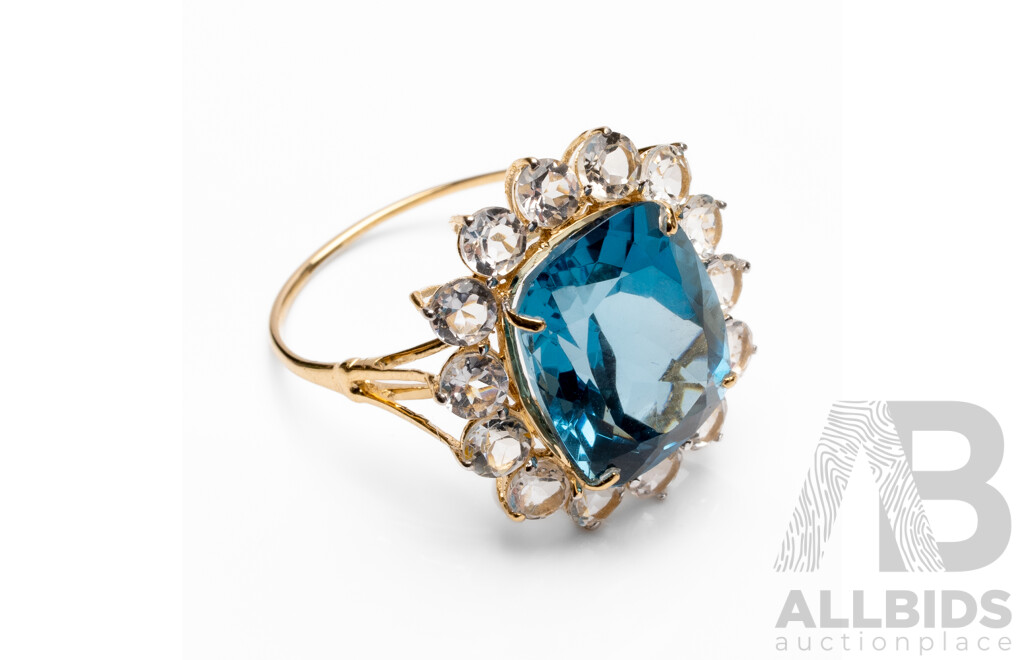 14ct Yellow Gold Natural London Blue Topaz / Natural White Topaz Ring with Valuation - Size N