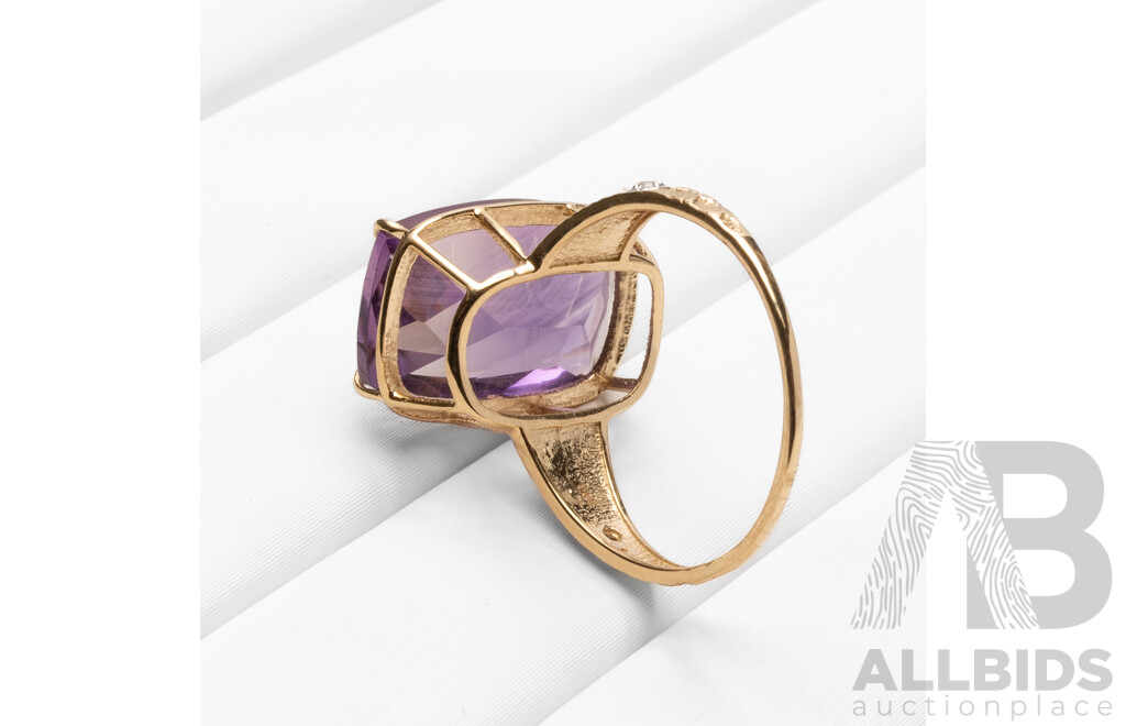 14ct Yellow Gold Natural Amethyst & Diamond Ring with Valuation - Size L