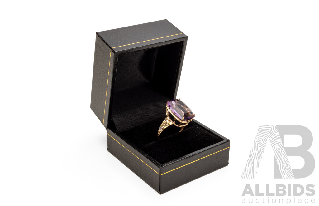 14ct Yellow Gold Natural Amethyst & Diamond Ring with Valuation - Size L