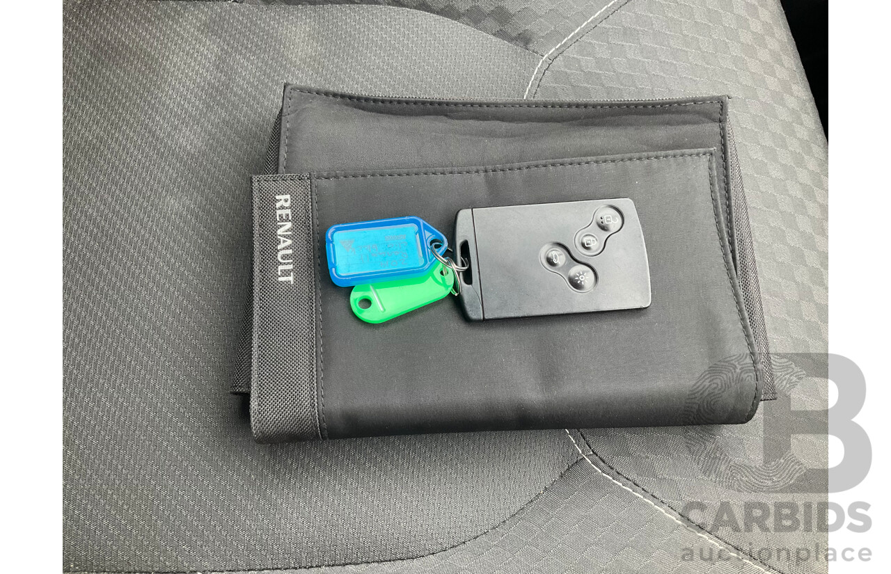 2/2015 Renault Clio GT X98 5d Hatchback Black 1.2L