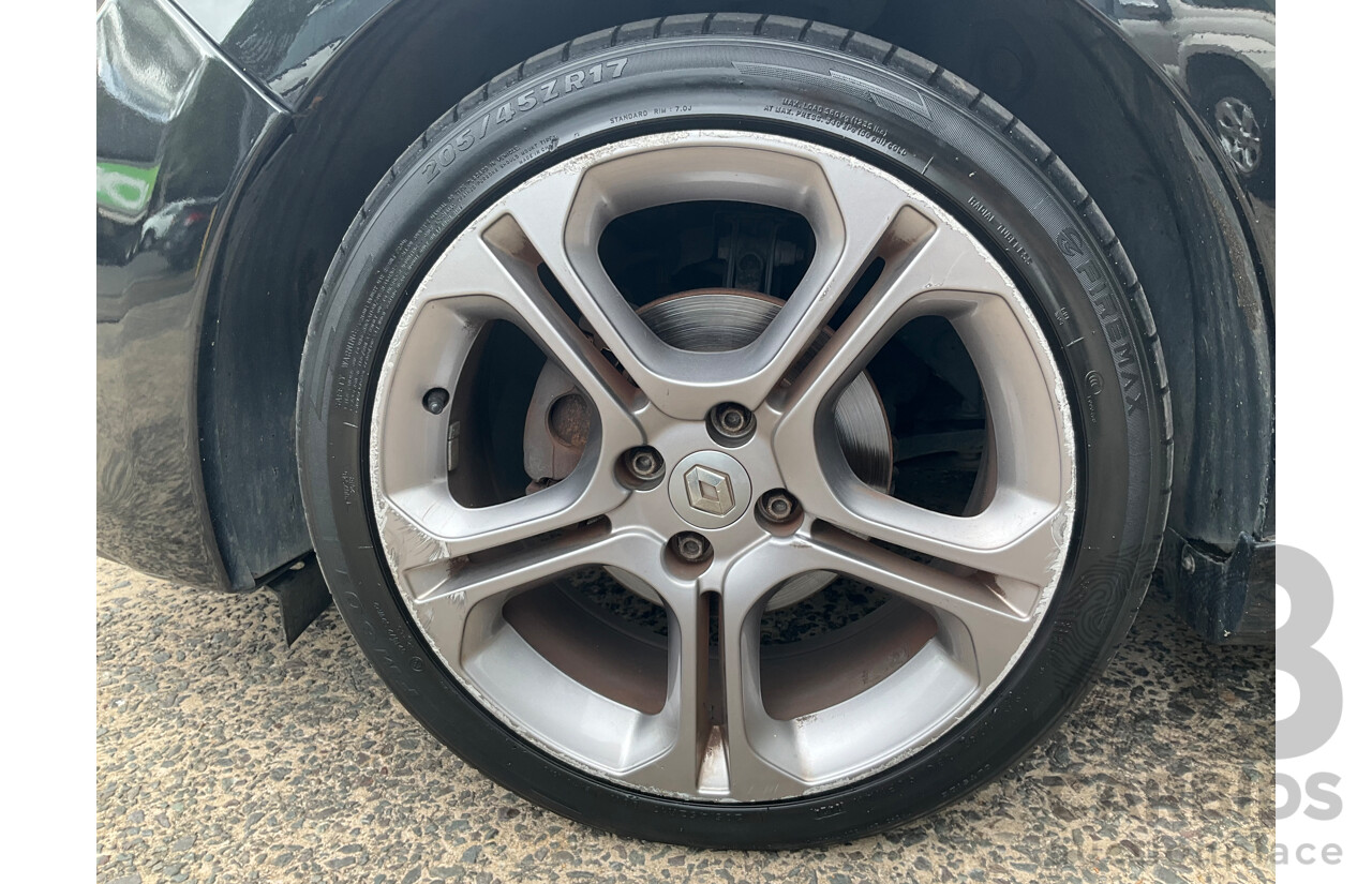 2/2015 Renault Clio GT X98 5d Hatchback Black 1.2L