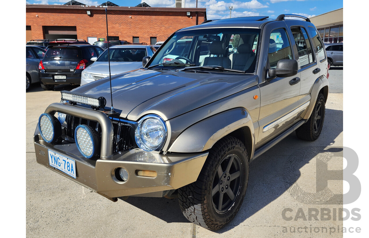2/2007 Jeep Cherokee Limited (4x4) KJ MY05 UPGRADE II 4d Wagon Gold 2.8L