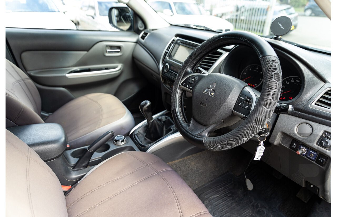 12/2015 Mitsubishi Triton GLS (4x4) MQ MY16 Dual Cab Utility Blue Turbo Diesel 2.4L