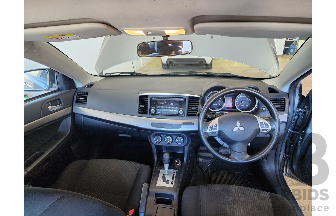 12/2013 Mitsubishi Lancer ES CJ MY14 4d Sedan Grey 2.0L