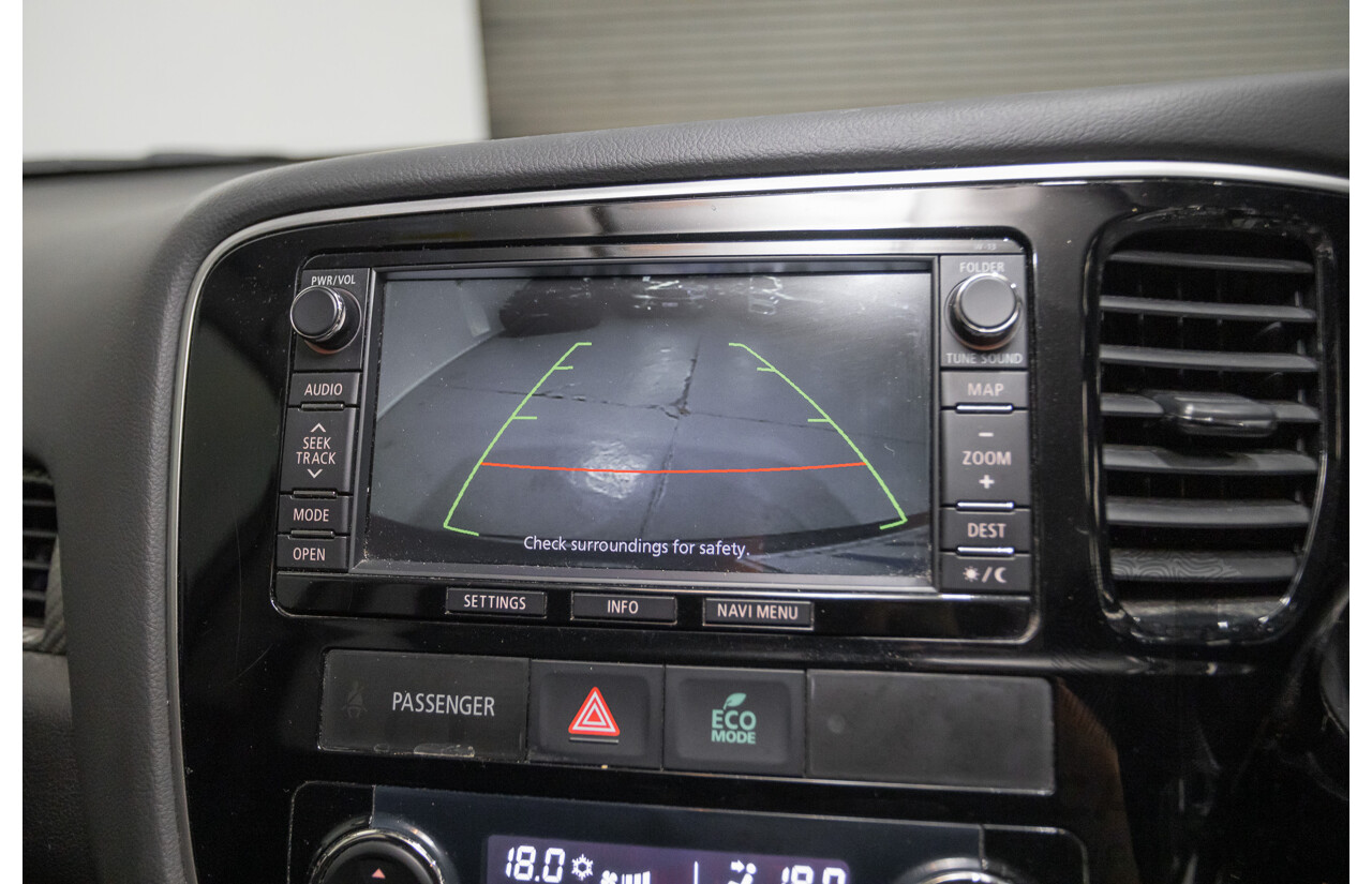 4/2015 Mitsubishi Outlander XLS (4x4) ZK MY16 4d Wagon Titanium Metallic Grey Turbo Diesel 2.3L