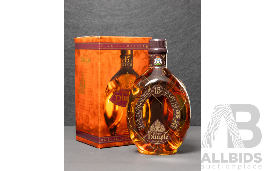 Dimple Delux Scotch Whiskey in Gift Box