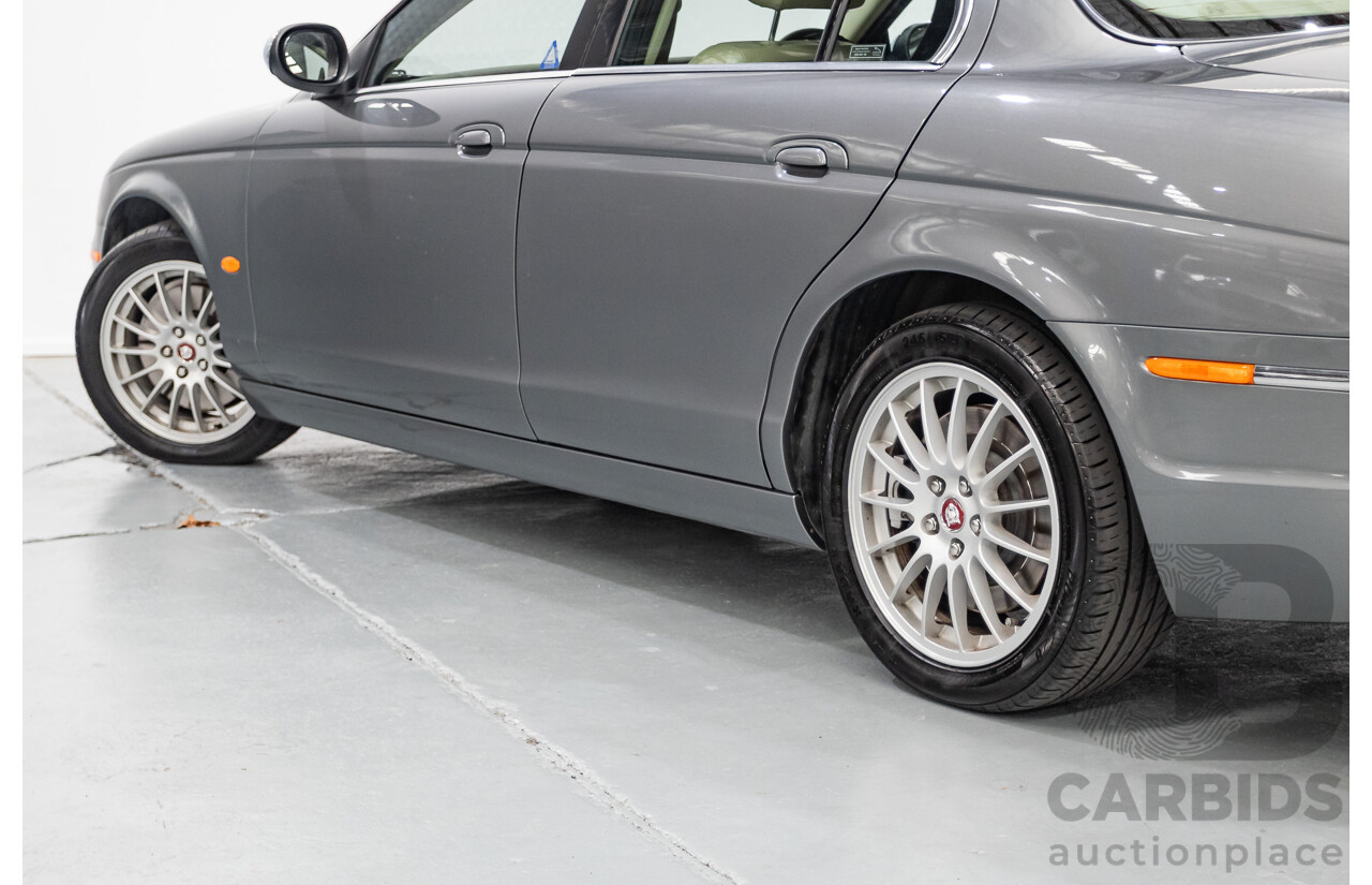 11/2003 Jaguar S Type V6 Luxury 4D Sedan Quartz Grey Metallic V6 3.0L