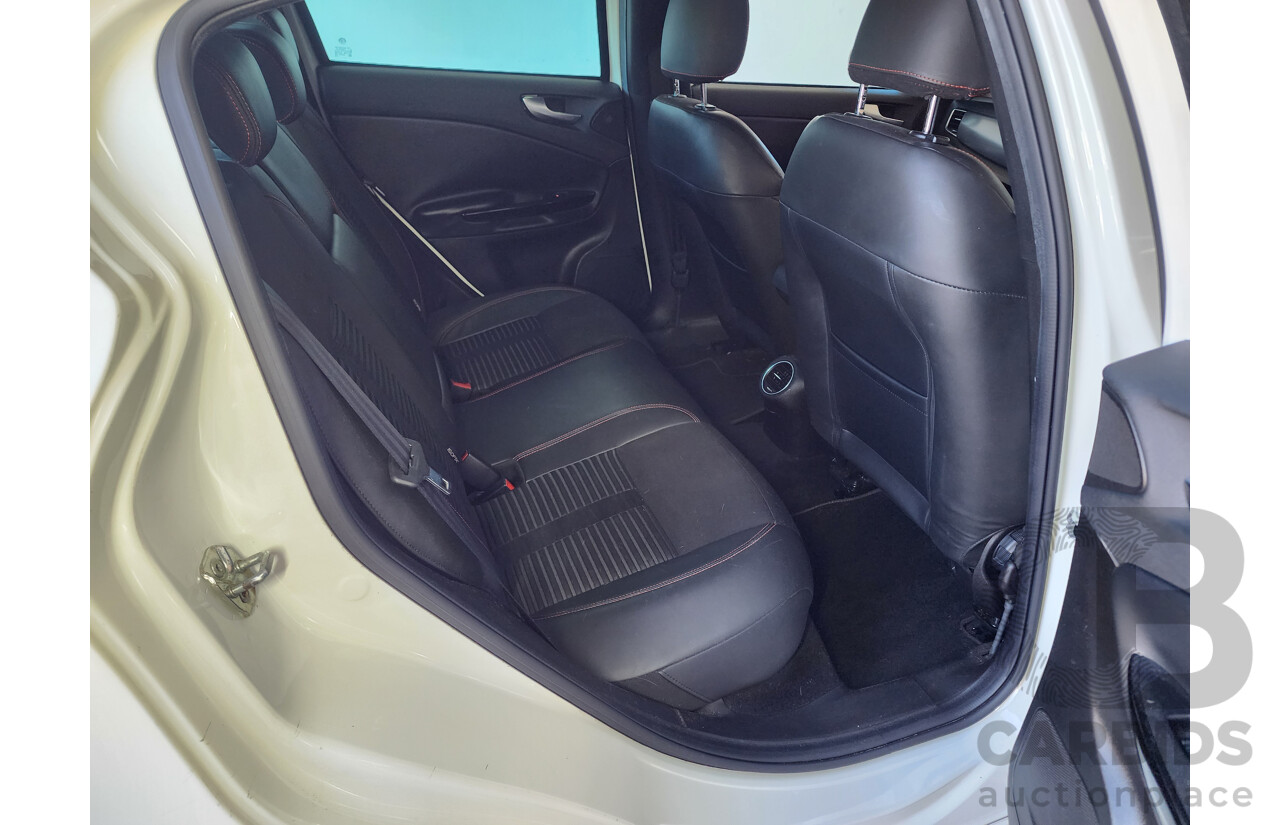 5/2012 Alfa Romeo Giulietta 2.0 Jtd-M  5d Hatchback White 2.0L