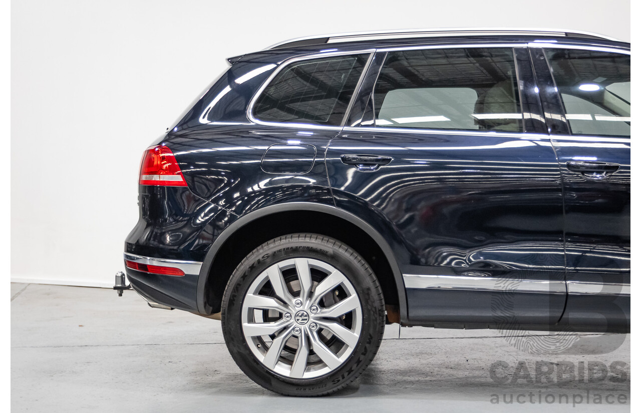 6/2016 Volkswagen Touareg V6 TDI (AWD) 7P MY16 4D Wagon Moonlight Blue Pearlescent Diesel V6 (180kW) 3.0L