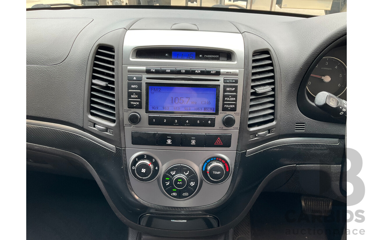 4/2012 Hyundai Santa Fe Trail CRDi (4x4) CM MY12 4d Wagon Phantom Black Pearl Turbo Diesel 2.2L - 7 Seater