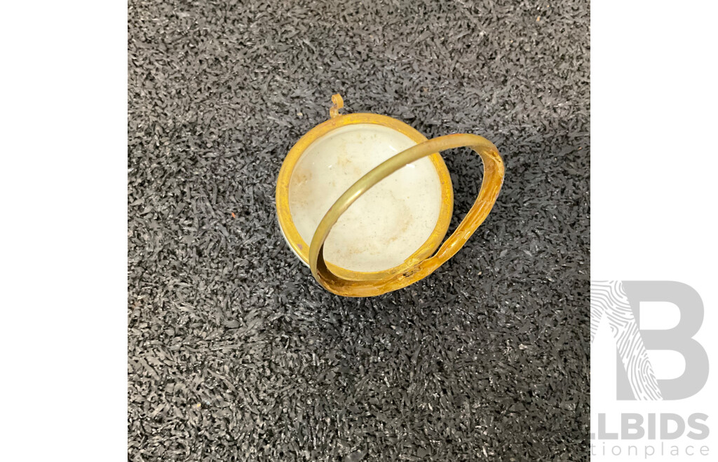 Vintage Style-inspired Decorative Items - Ceramics, Wooden Boxes and Traditional Accessories