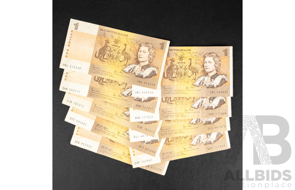 Nine Australian One Dollar Notes with Security Thread Variations Including Six 1982 Johnston/Stone, Three 1979 Knight/Stone