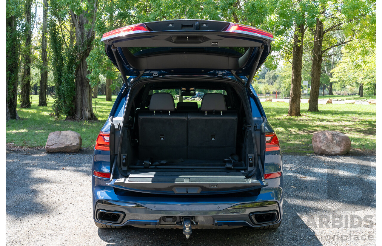 08/2020 BMW X7 M50i (AWD) G07 4d Wagon Phytonic Blue Metallic Twin Turbo V8 4.4L - 7 Seater