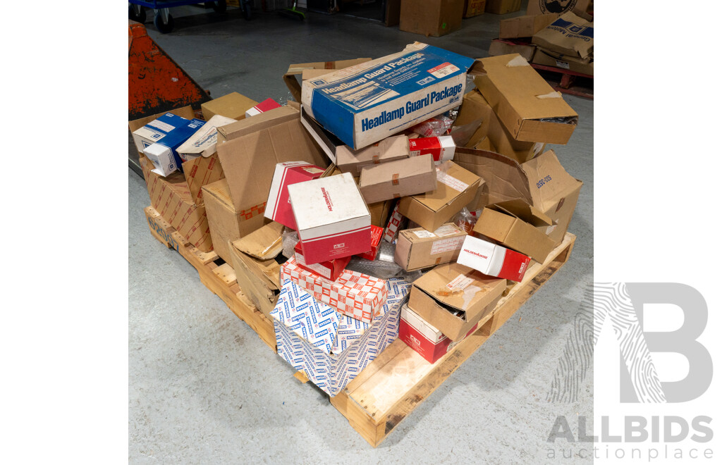 Pallet Lot of Various NOS Genuine GM Holden, Nissan and Isuzu Lenses