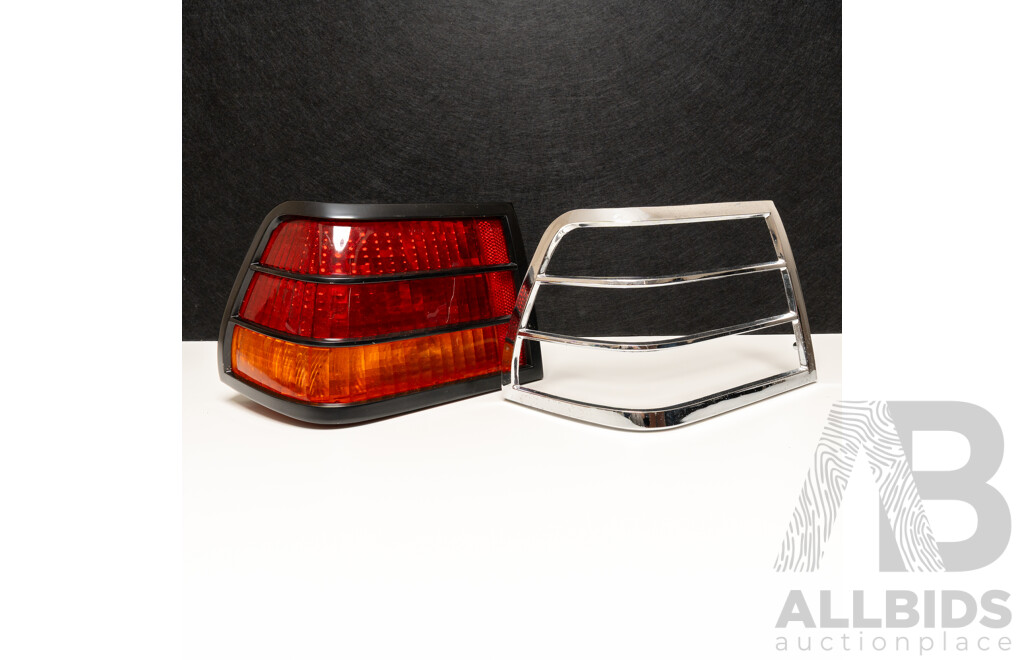 Vintage NOS Genuine Holden HJ/HX/HJ Left Hand Side Tail Light with Lens and Chrome Bezel