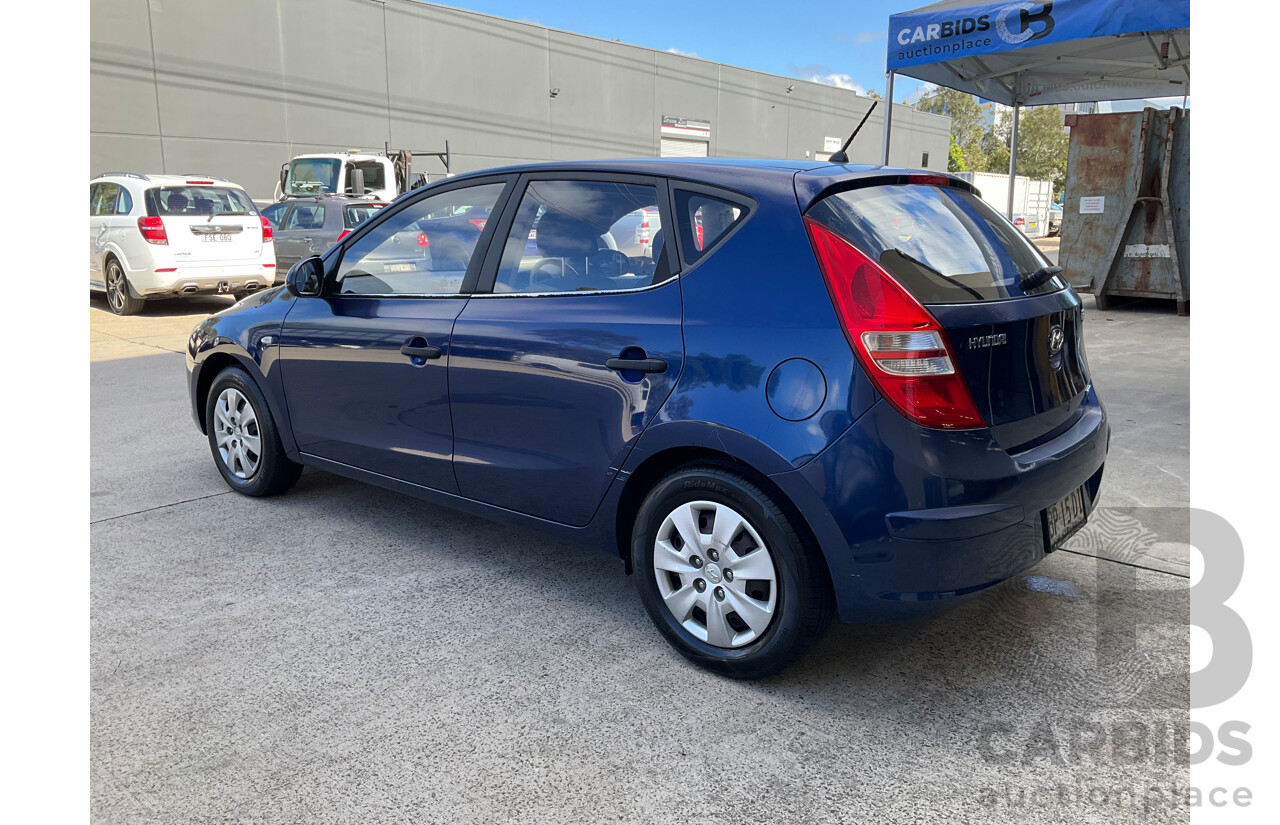 12/2011 Hyundai i30 SX FD MY11 5d Hatchback Blue 2.0L