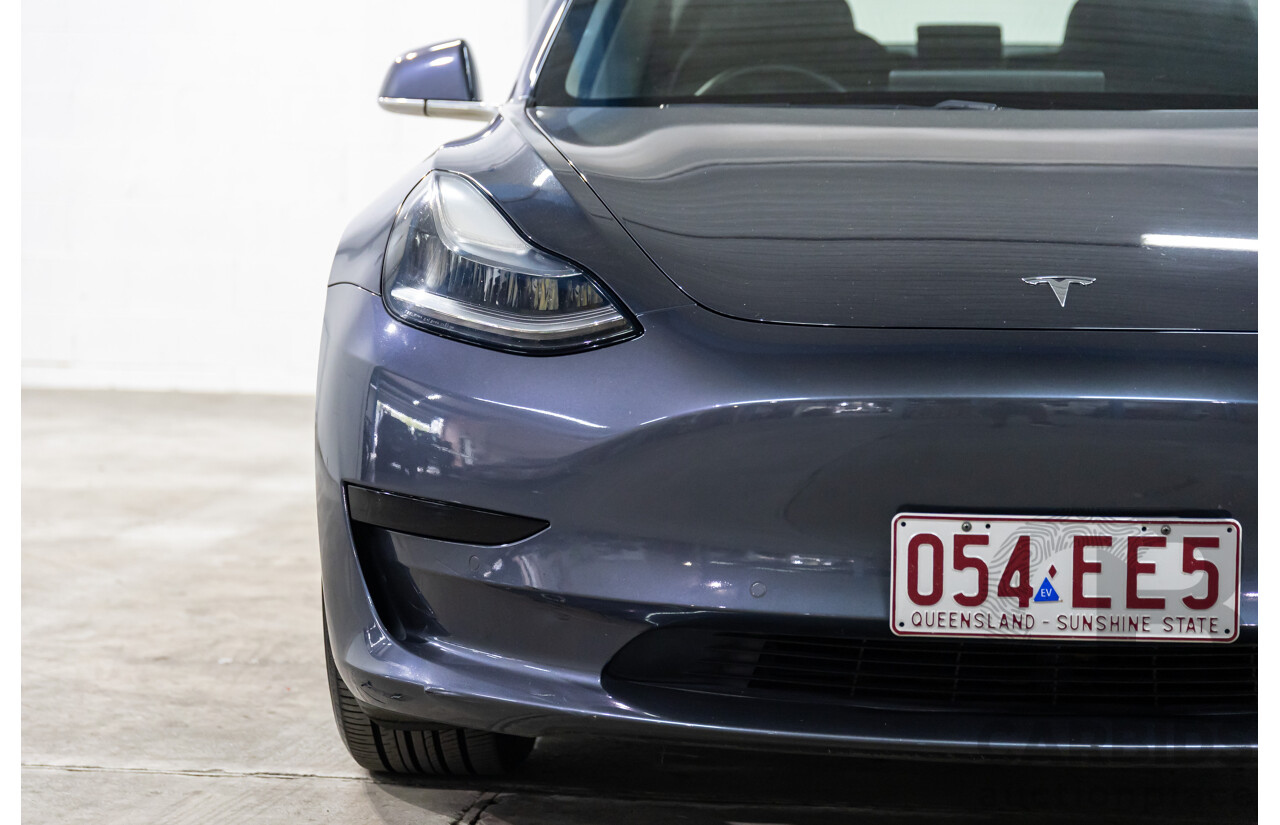 05/2020 Tesla Model 3 E1RB Standard Range (RWD) MY20 5D Sedan Midnight Silver Metallic Electric EV - 190kW