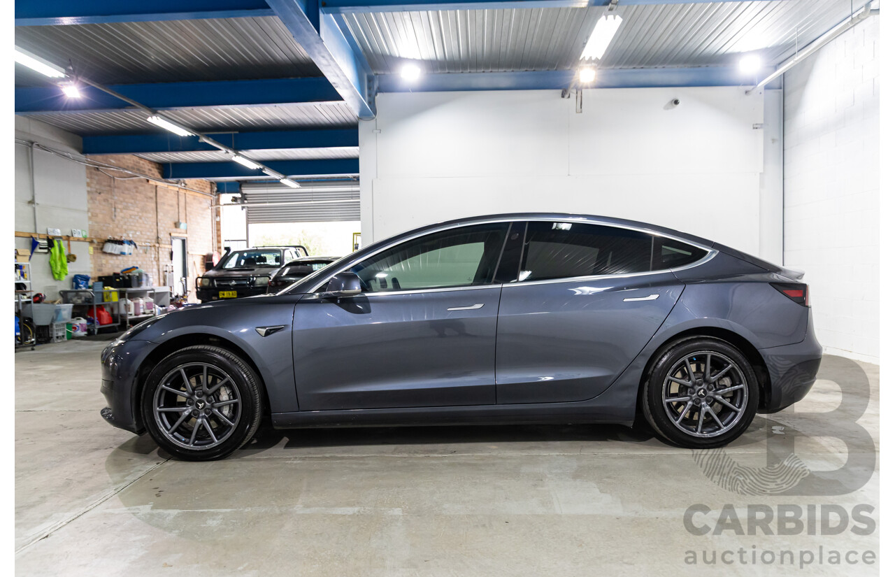 05/2020 Tesla Model 3 E1RB Standard Range (RWD) MY20 5D Sedan Midnight Silver Metallic Electric EV - 190kW