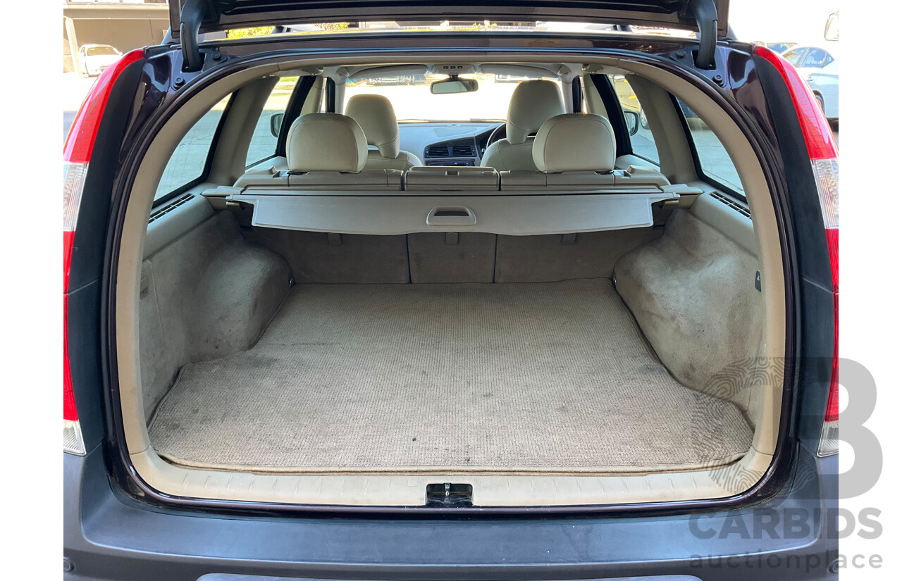 7/2007 Volvo Xc70 Lifestyle Edition (LE) MY06 4d Wagon Maroon 2.5L