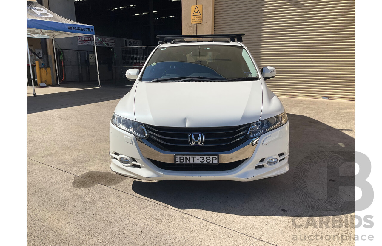 3/2010 Honda Odyssey Luxury RB 4d Wagon White 2.4L - 7 Seater