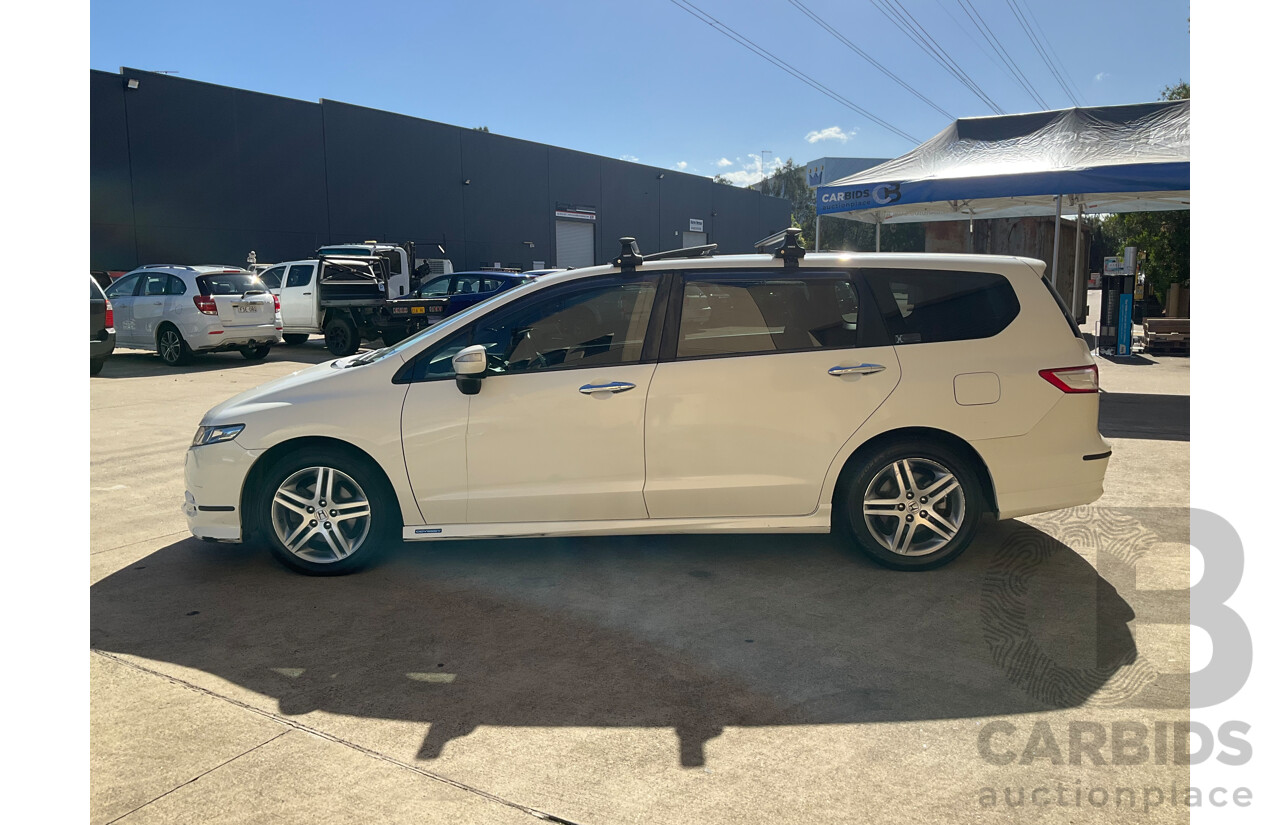 3/2010 Honda Odyssey Luxury RB 4d Wagon White 2.4L - 7 Seater
